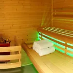 Pod Skalou V Ceskem Raji Besedice