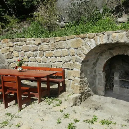 Pod Skálou V českém Ráji Besedice