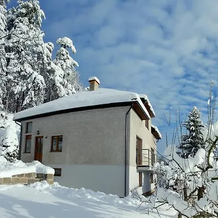 Pod Skálou V českém Ráji Besedice