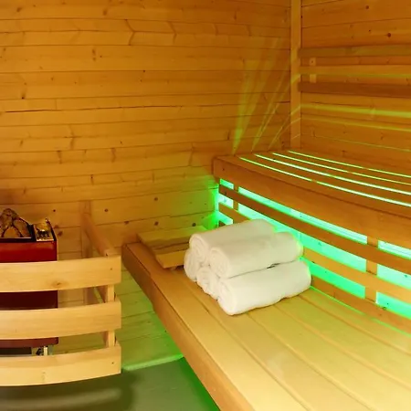 Pod Skálou V českém Ráji Besedice